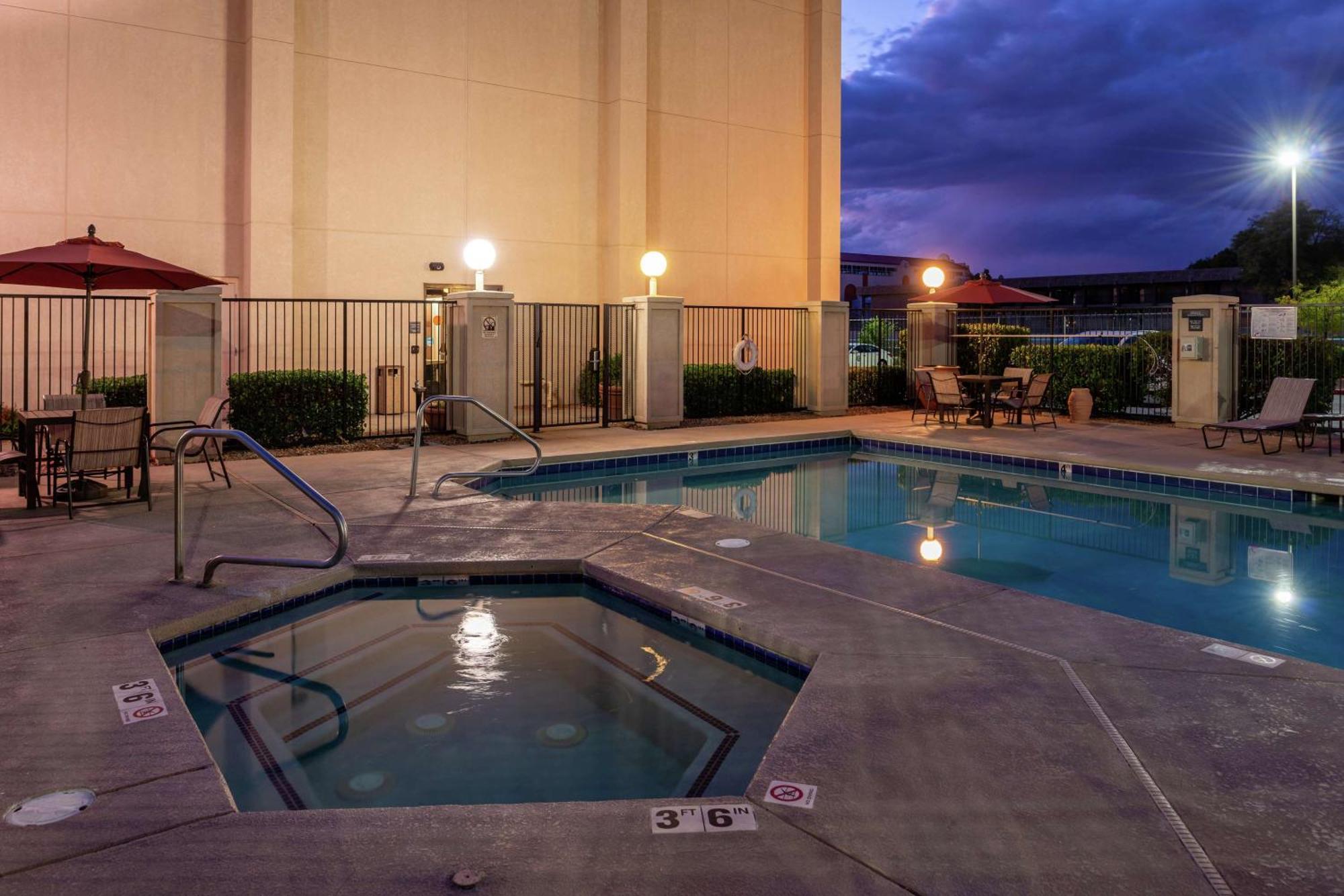 Hampton Inn Albuquerque - University/Midtown Extérieur photo
